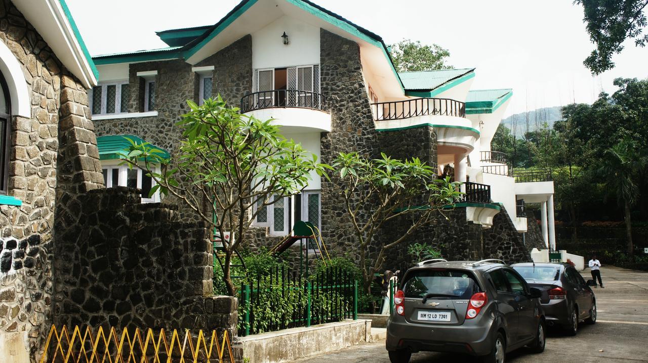 Velvet County Resort & Spa 로나발라 외부 사진